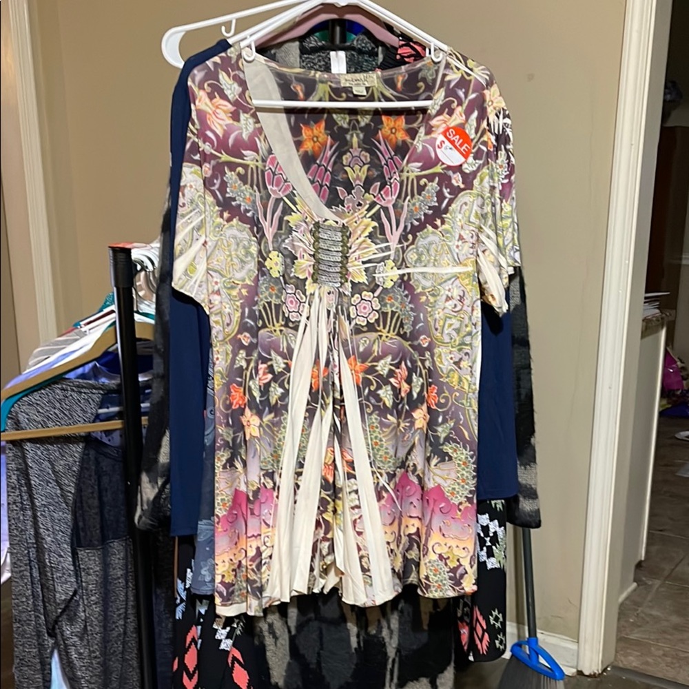 ONE WORLD White and Pink Asymmetrical Embellished Tunic